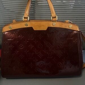 Louis Vuitton Monogram Vernis Brea MM – Amarante (Authentic)